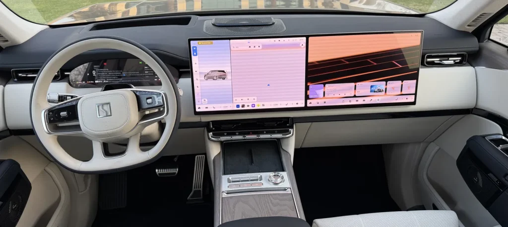 16-inch 3.5K OLED, twice over