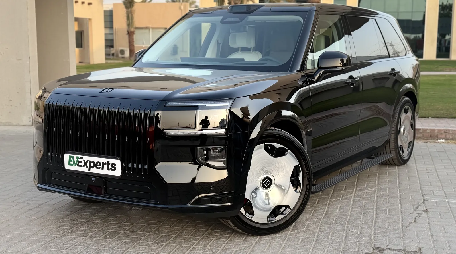 zeekr 9x ph front34 wide — EvExperts Dubai